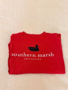 Southern Marsh Red Men’s Graphic Tee Long Sleeve Large